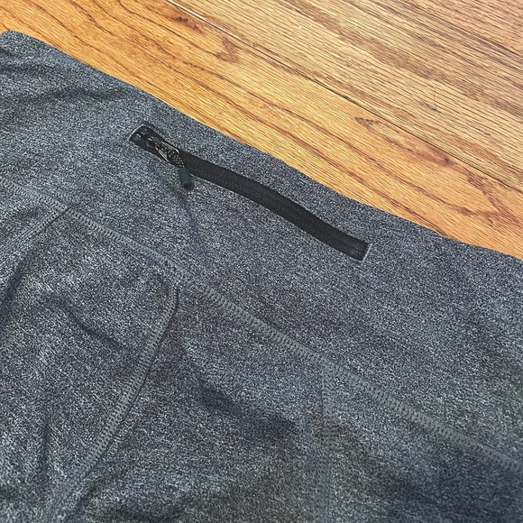 Lululemon Running Speed Crop Leggings - Picture 8 of 8